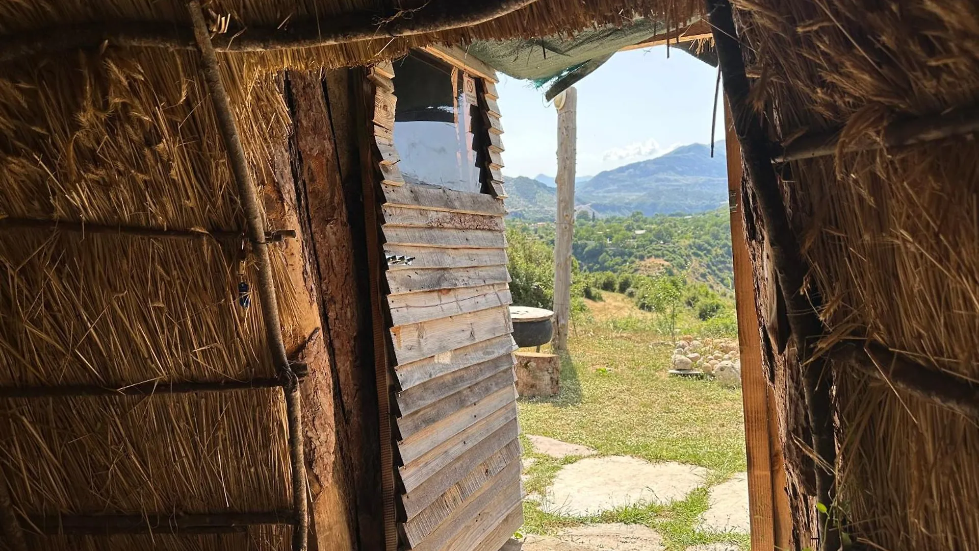 Campsite Camping Lekdushi - Shehu Hotel Tepelene