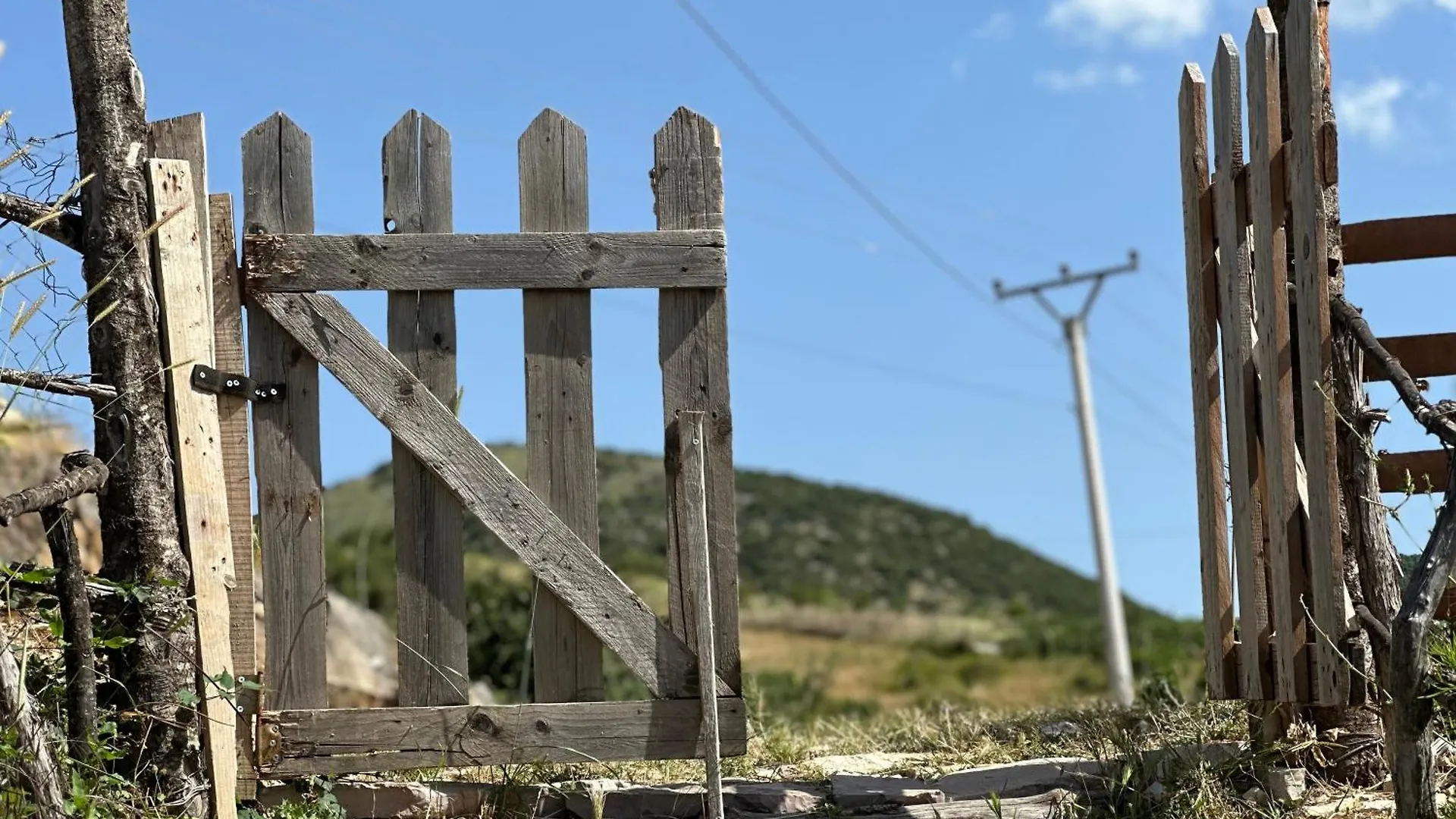 Camping Lekdushi - Shehu Hotel Tepelene Campsite