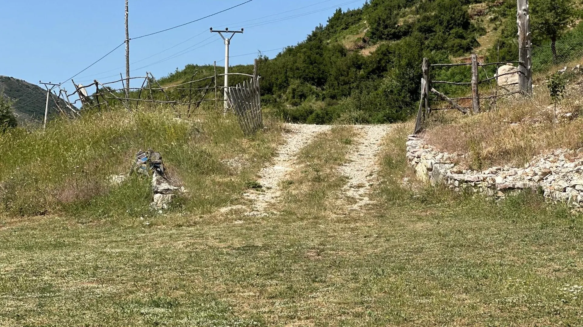 Camping Lekdushi - Shehu Hotel Tepelene 0*,  Albania