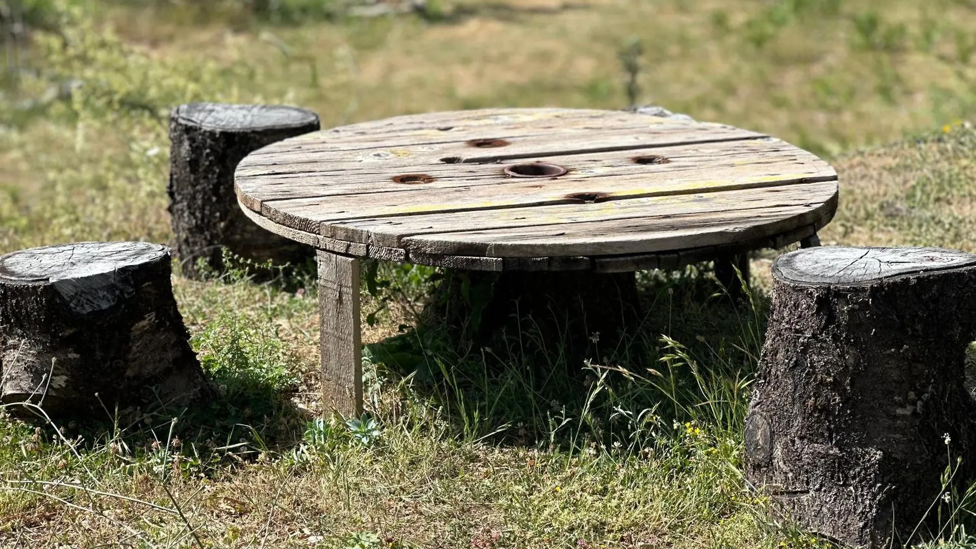 Camping Lekdushi - Shehu Hotel Tepelene Campsite